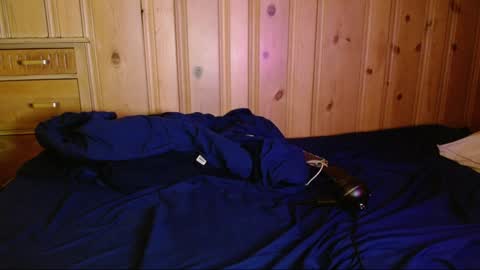 Snapshot of femboyflowers chatting on 01-26-25, 10:45 femboyflowers online show from 01-26-25, 10:45