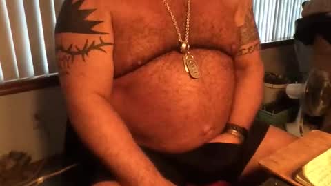 Snapshot of femdomisgood chatting on 12-21-25, 10:39 Femdomisgood online show from 12-21-25, 10:39