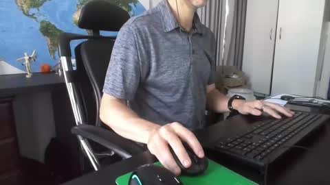 femdomsubby online show from 12-04-24, 02:31