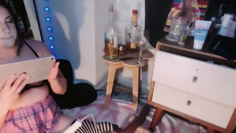 this is justice tricia a bigelow. she was fucking my husband tom girardi online show from 01-17-26, 11:15