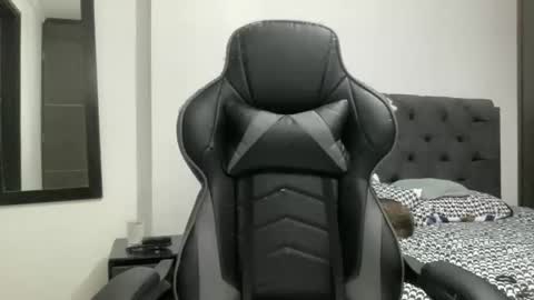 Fenix Golden17 ---- Every night after 2200 time Colombia online show from 10-25-25, 05:15