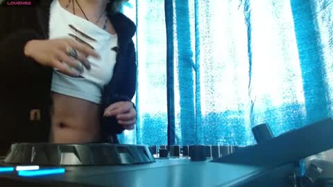 Snapshot of fenixmfx chatting on 01-09-25, 07:08 Fenix online show from 01-09-25, 07:08