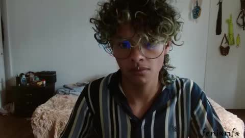 Snapshot of fenixmfx chatting on 02-22-25, 06:19 Fenix online show from 02-22-25, 06:19