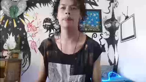 Snapshot of fenixmfx chatting on 09-29-25, 04:23 Fenix online show from 09-29-25, 04:23