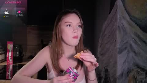 Nancy online show from 11-22-25, 03:22