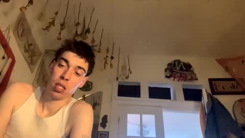 Snapshot of feral_twink69 chatting on 01-13-25, 06:05 Jess online show from 01-13-25, 06:05