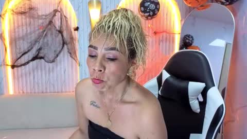 Snapshot of ferchis_conejita_tp chatting on 10-16-25, 12:39 Ferchis  online show from 10-16-25, 12:39