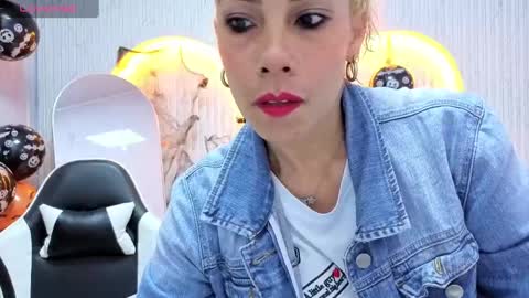 Snapshot of ferchis_conejita_tp chatting on 10-20-25, 12:49 Ferchis  online show from 10-20-25, 12:49