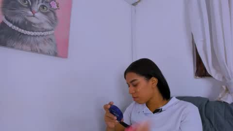 Fernanda online show from 10-04-25, 07:23