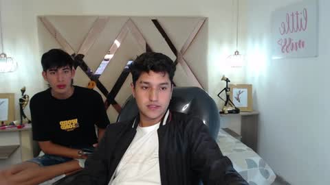 Snapshot of ferphoenix_ chatting on 01-08-25, 04:12 FER PHOENIX online show from 01-08-25, 04:12