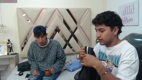 Snapshot of ferphoenix_ chatting on 01-13-25, 03:34 FER PHOENIX online show from 01-13-25, 03:34