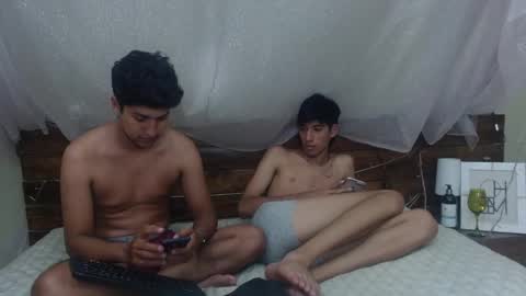 Snapshot of ferphoenix_ chatting on 01-14-25, 10:17 FER PHOENIX online show from 01-14-25, 10:17