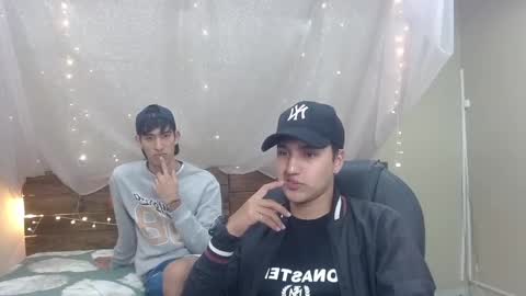 Snapshot of ferphoenix_ chatting on 01-18-25, 03:20 FER PHOENIX online show from 01-18-25, 03:20