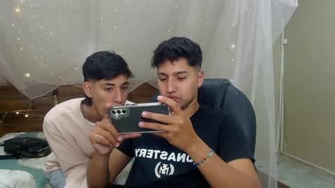 Snapshot of ferphoenix_ chatting on 01-26-25, 03:27 FER PHOENIX online show from 01-26-25, 03:27