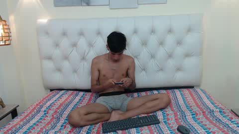 Snapshot of ferphoenix_ chatting on 01-27-25, 06:30 FER PHOENIX online show from 01-27-25, 06:30