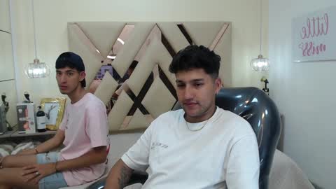 Snapshot of ferphoenix_ chatting on 01-29-25, 03:33 FER PHOENIX online show from 01-29-25, 03:33