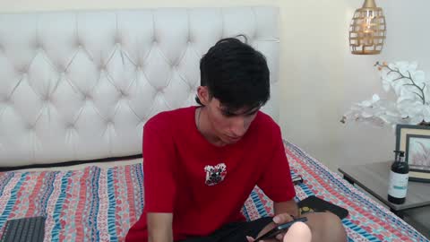 Snapshot of ferphoenix_ chatting on 02-03-25, 06:13 FER PHOENIX online show from 02-03-25, 06:13