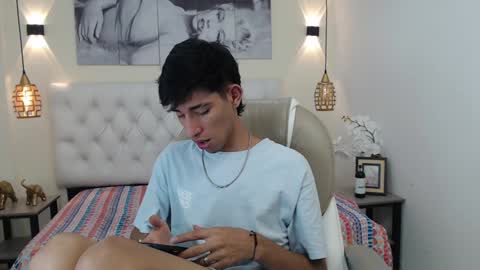 Snapshot of ferphoenix_ chatting on 02-04-25, 03:22 FER PHOENIX online show from 02-04-25, 03:22