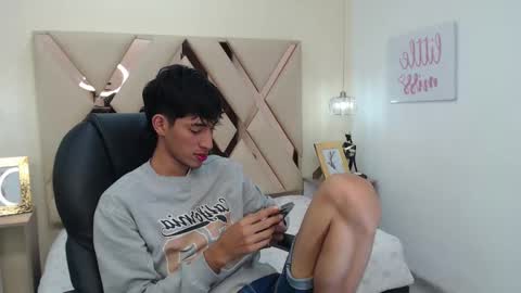 Snapshot of ferphoenix_ chatting on 02-13-25, 03:50 FER PHOENIX online show from 02-13-25, 03:50