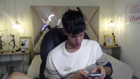 Snapshot of ferphoenix_ chatting on 03-07-25, 06:46 FER PHOENIX online show from 03-07-25, 06:46