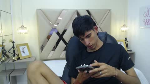 Snapshot of ferphoenix_ chatting on 03-11-25, 03:16 FER PHOENIX online show from 03-11-25, 03:16