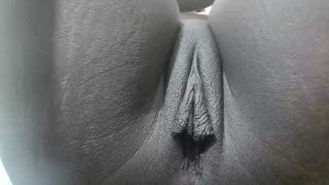 Snapshot of ferriena chatting on 10-22-25, 07:52 Ferie online show from 10-22-25, 07:52