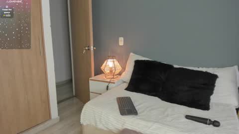 Fer  online show from 02-14-25, 03:33