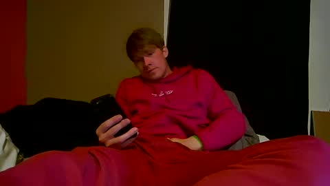 Snapshot of fetishking6 chatting on 12-15-25, 03:33 fetishking6 online show from 12-15-25, 03:33