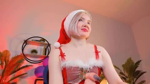 Snapshot of fetishrey chatting on 12-24-24, 05:55 Rey online show from 12-24-24, 05:55