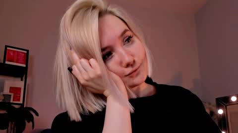 Snapshot of fetishrey chatting on 01-18-25, 05:37 Rey online show from 01-18-25, 05:37