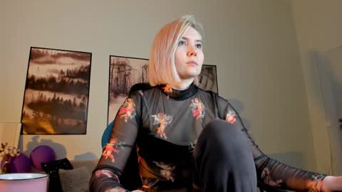 Snapshot of fetishrey chatting on 01-26-25, 11:39 Rey online show from 01-26-25, 11:39