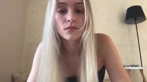 Lisa online show from 09-24-25, 08:28