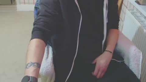 Snapshot of ffys2025 chatting on 02-06-25, 09:06 ffys2025 online show from 02-06-25, 09:06