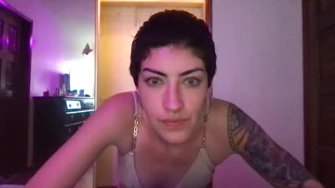 Snapshot of fgsammie chatting on 09-16-25, 08:54 fgsammie online show from 09-16-25, 08:54