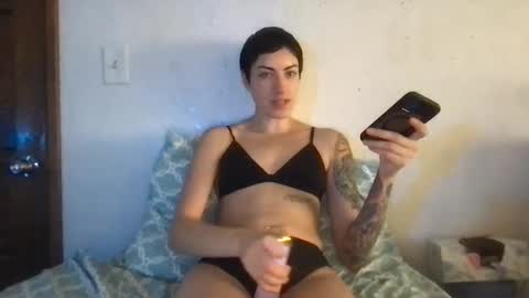 Snapshot of fgsammie chatting on 09-27-25, 07:08 fgsammie online show from 09-27-25, 07:08