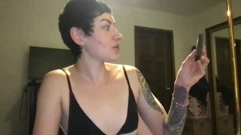 Snapshot of fgsammie chatting on 10-07-25, 05:37 fgsammie online show from 10-07-25, 05:37