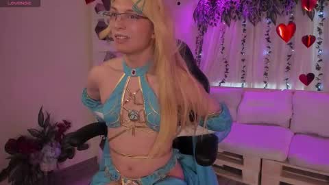 Snapshot of fi_cosplay chatting on 09-27-25, 08:36 fi_cosplay online show from 09-27-25, 08:36
