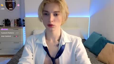 Snapshot of fiachand chatting on 02-26-26, 03:33 Thomas online show from 02-26-26, 03:33