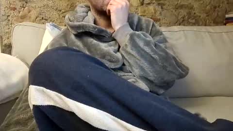 Snapshot of fidelio89 chatting on 01-14-25, 08:04 Fid online show from 01-14-25, 08:04