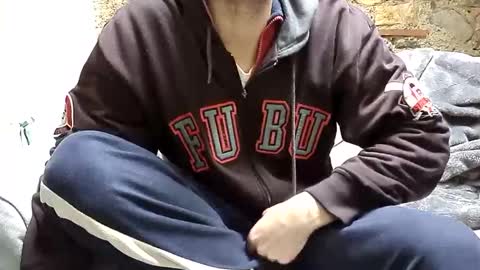 Snapshot of fidelio89 chatting on 02-01-25, 10:15 Fid online show from 02-01-25, 10:15