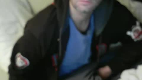 Snapshot of fidelio89 chatting on 11-10-25, 04:39 Fid online show from 11-10-25, 04:39