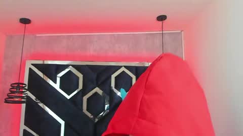   online show from 01-19-25, 03:10