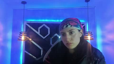   online show from 03-01-25, 11:39