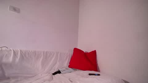 Snapshot of fieryangel_ chatting on 12-14-24, 02:31 Bibi online show from 12-14-24, 02:31