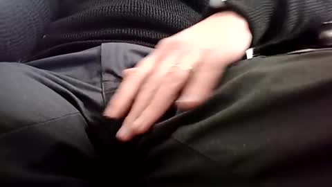 Snapshot of fifi010203 chatting on 12-12-24, 12:01 fifi010203 online show from 12-12-24, 12:01