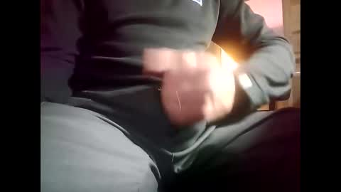 Snapshot of fifi010203 chatting on 10-21-25, 04:46 fifi010203 online show from 10-21-25, 04:46