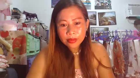 Snapshot of filipina_beauty69 chatting on 09-08-25, 06:40 filipina beauty. online show from 09-08-25, 06:40