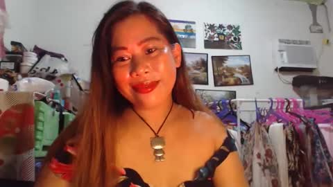 Snapshot of filipina_beauty69 chatting on 09-22-25, 07:49 filipina beauty. online show from 09-22-25, 07:49