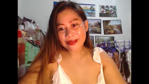 Snapshot of filipina_beauty69 chatting on 10-21-25, 07:36 filipina beauty. online show from 10-21-25, 07:36