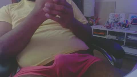 Snapshot of filisdude chatting on 01-27-25, 03:37 frank online show from 01-27-25, 03:37